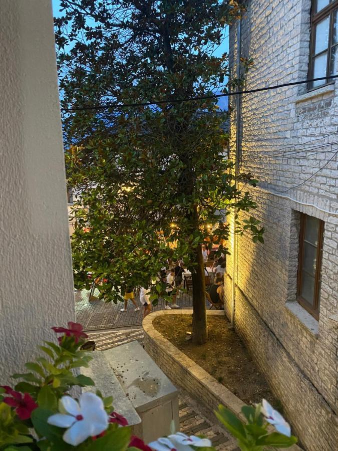 Guest House Ani Gjirokastër Exterior foto